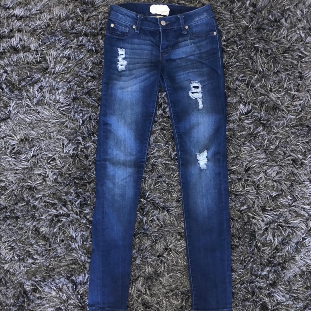Altar’d State Women’s stretchy skinny jeans